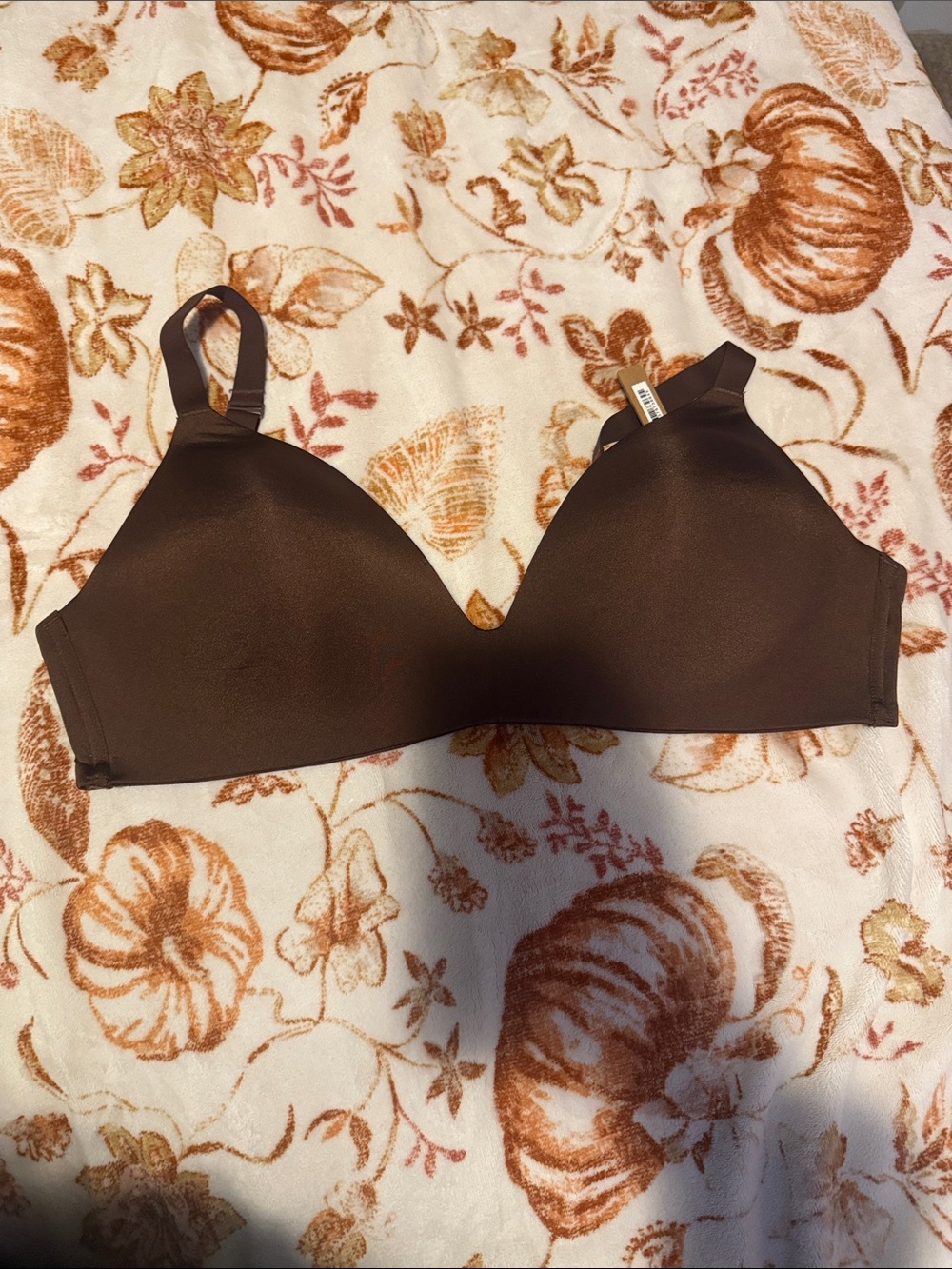 SKIMS Wireless Form T-Shirt Bra in Cocoa